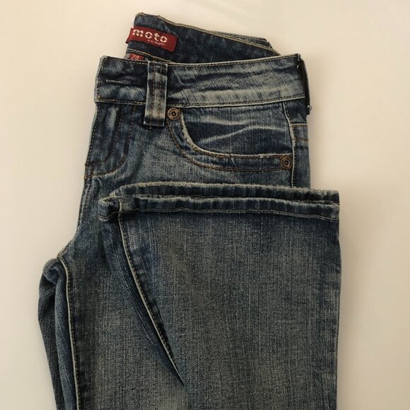 Women's Blue Flare Jeans - Picture 2 of 8